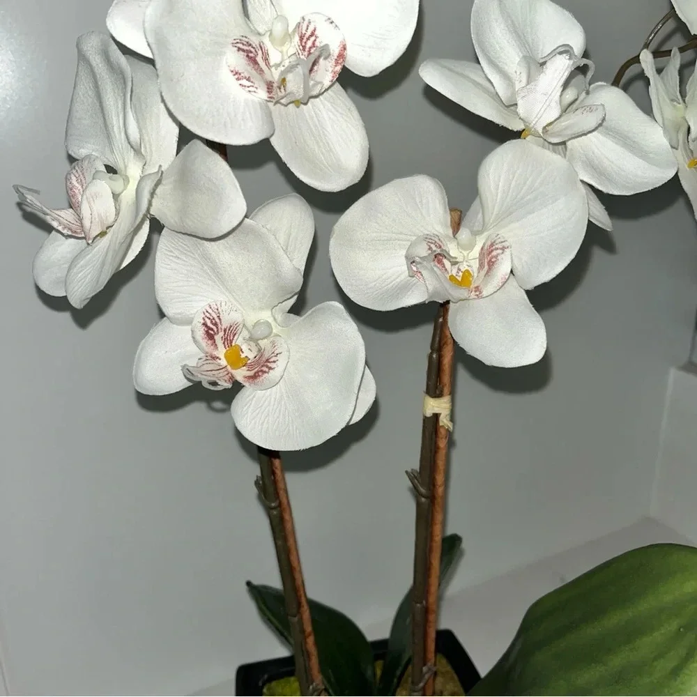 White‎ Faux Orchid Artificial Flowers with Vase Faux Plant Floral for Home Decor
